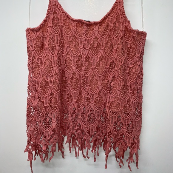 Rue21 Tops - Mauve lace tank